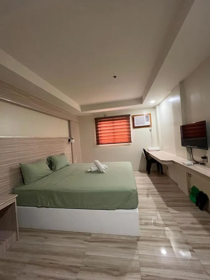 Hotel Reddoorz @ Washington Guest House Olongapo